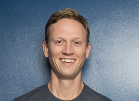 Photo of Tommy Vietor